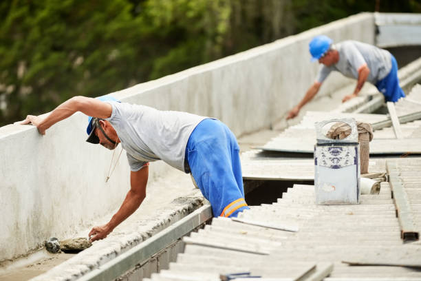 Best Insulation Contractors for Homes  in Negaunee, MI